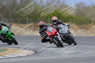 media/Jan-15-2023-SoCal Trackdays (Sun) [[c1237a034a]]/Turn 3 (1115am)/